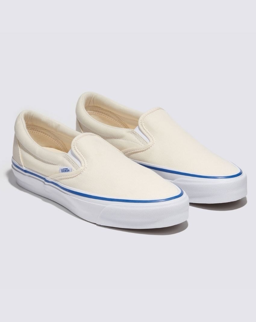 White slip on vans nz outlet